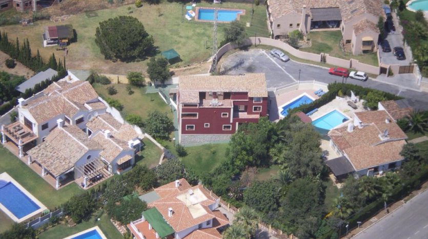 Villa with sea views for rent in El Rosario - image 015-835x467 on https://www.laconchaliving.com
