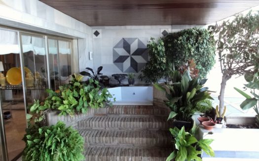 Beachfront apartment in Grey d’Albion, Puerto Banus