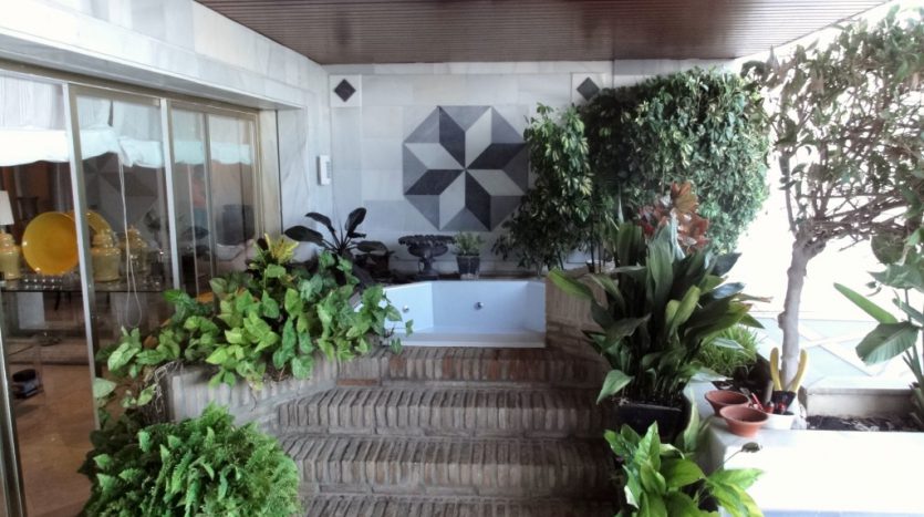 Apartamento de lujo en Grey'dAlbion, Puerto Banús - image 115-Grey-dAlbion-835x467 on https://www.laconchaliving.com