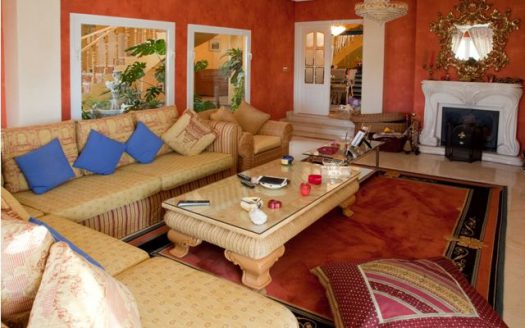 Villa in Benalmadena