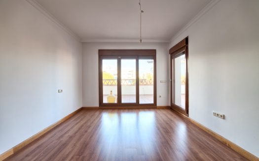 Semi detached villa in Marbella centre