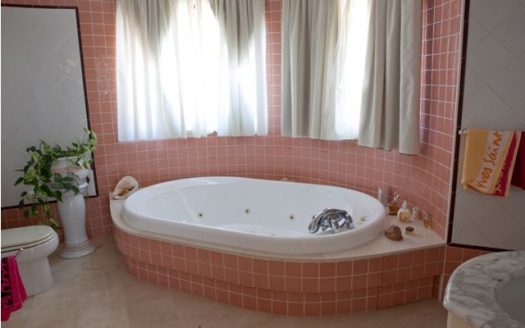 Villa in Benalmadena