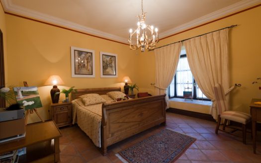 Rustic villa in La Zagaleta