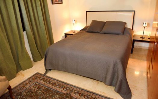 Villa in Nueva Andalucia