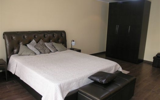 Apartment in Golden M