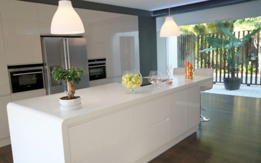 Modern villa close to the sea