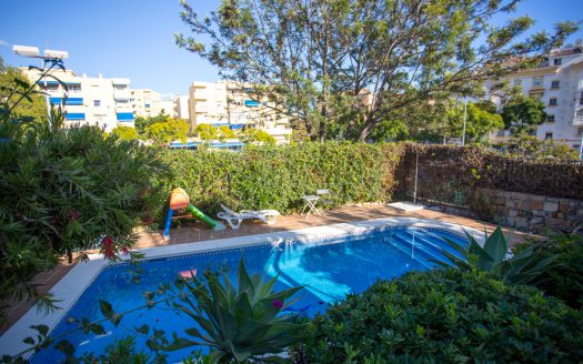 Semi detached villa in Marbella centre