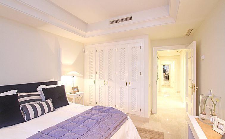 Puerto Banus - Alzambra Hill Club luxury apartment - image Alzambra-9-756x467 on https://www.laconchaliving.com