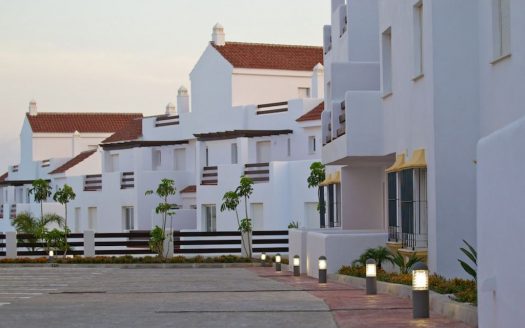 Sunny apartment in Valle Romano Estepona