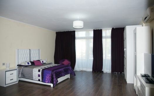 SEA FRONT APARTMENT IN THE GOLDEN MILE