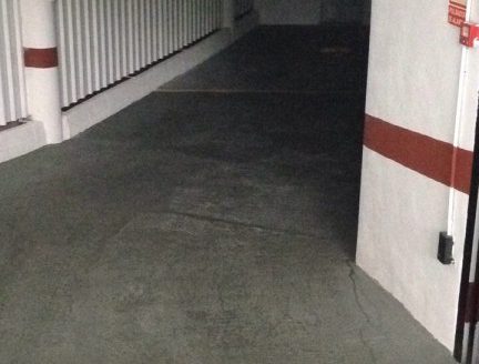 Parking space in the centre of Benahavis