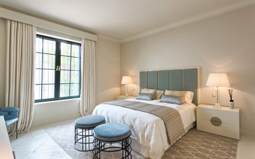 Luxury beach-side villa for sale in Guadalmina Costa del Sol