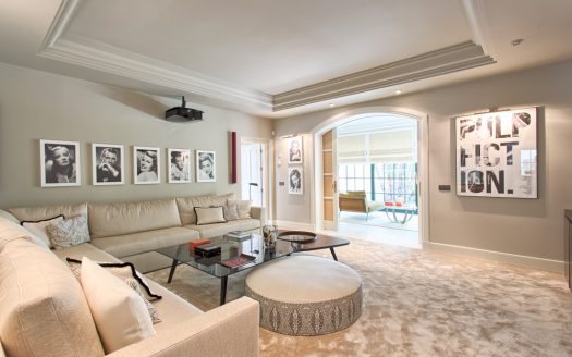 Luxury beach-side villa for sale in Guadalmina Costa del Sol