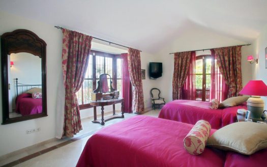 Rustic villa at Monte Mayor