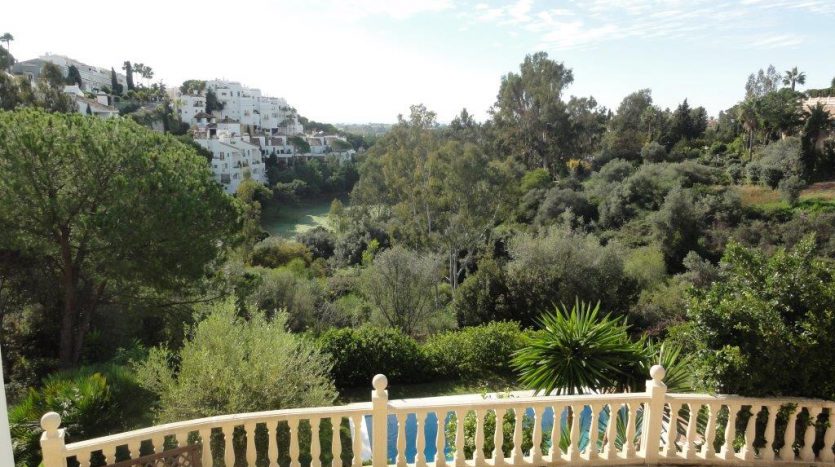 Beautiful villa in La Quinta Golf - image P-1-835x467 on https://www.laconchaliving.com