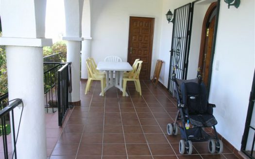 Villa in Nueva Andalucia