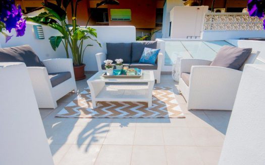 Renovated Beachside Bungalow