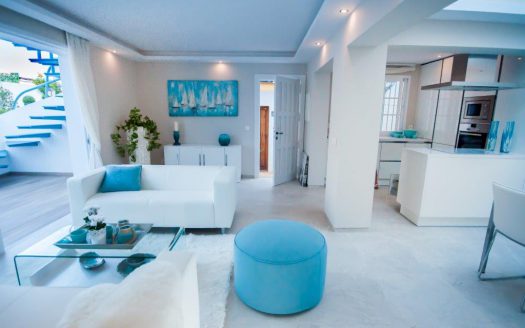 Renovated Beachside Bungalow