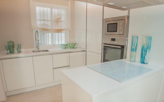 Renovated Beachside Bungalow