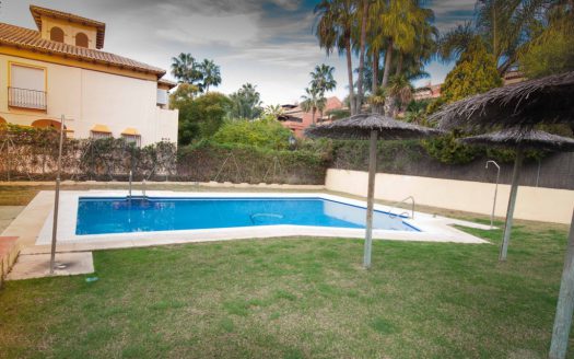 Adosado en venta cerca de la playa y Puerto Banús