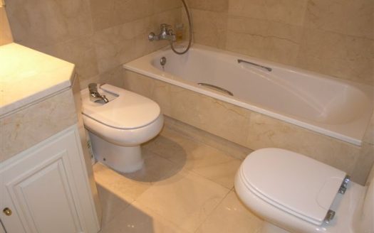 Apartment in Puerto Banus