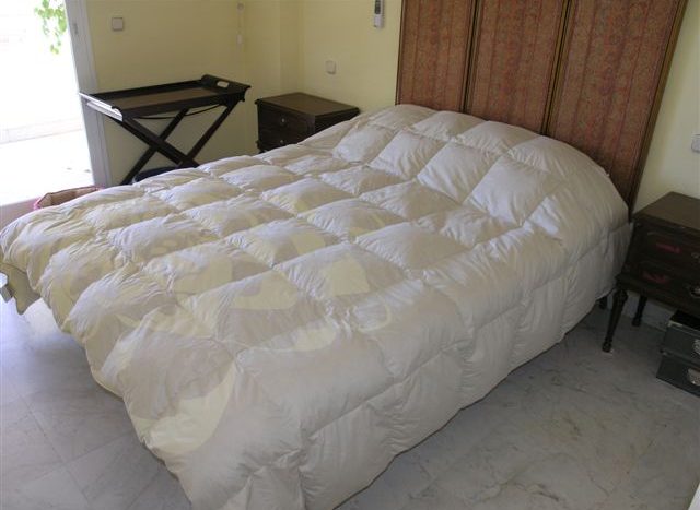 Apartment in Puerto Banus - image bedroom-principal-640x467 on https://www.laconchaliving.com