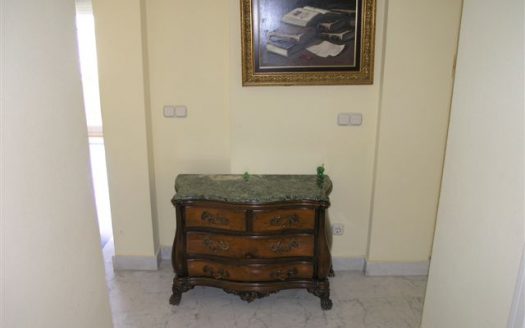 Apartment in Puerto Banus