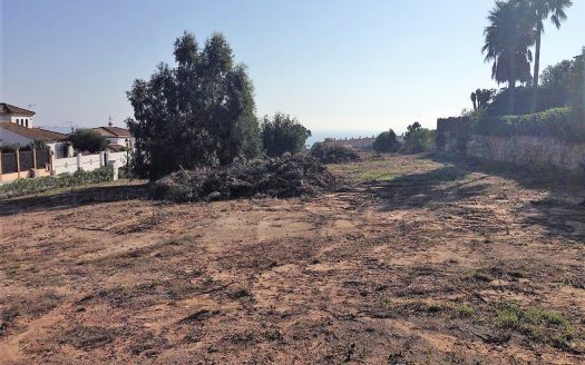 Building plot with sea views