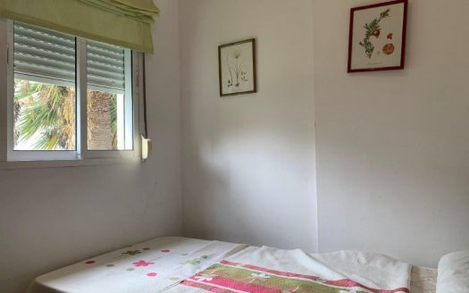 Bonito apartamento junto a la playa