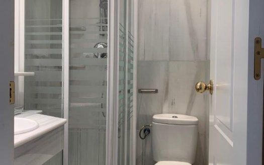 Bonito apartamento junto a la playa