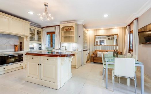 Family villa Puerto Banus