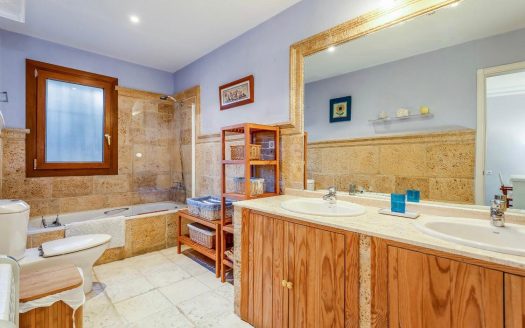 Family villa Puerto Banus