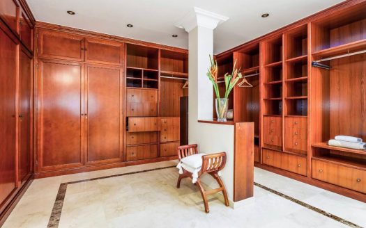 Family villa Puerto Banus