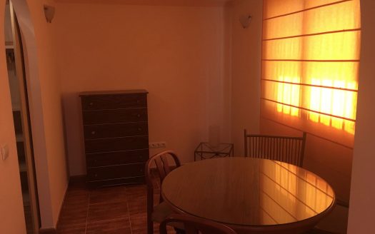 Трехэтажная вилла в Эль Росарио