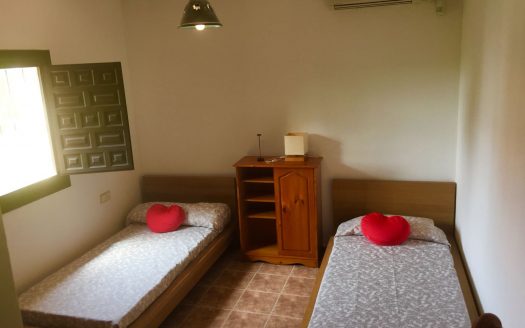 Трехэтажная вилла в Эль Росарио