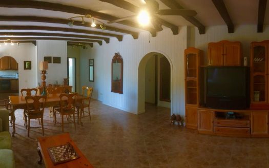 Трехэтажная вилла в Эль Росарио