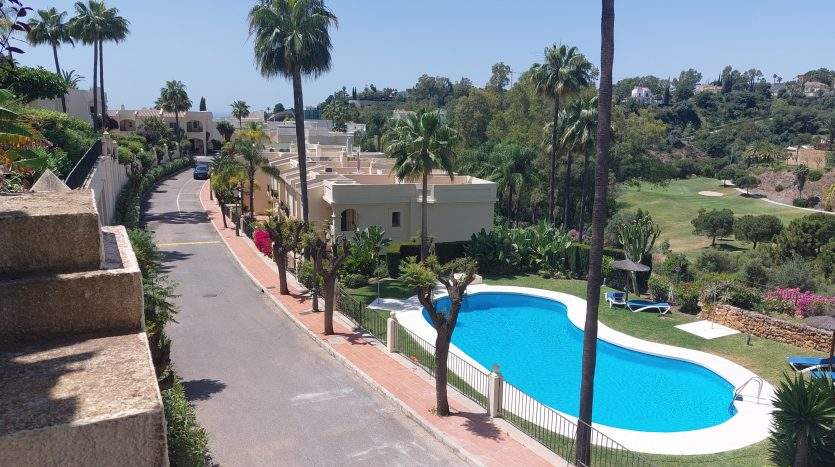 La Quinta Hills swimming pool