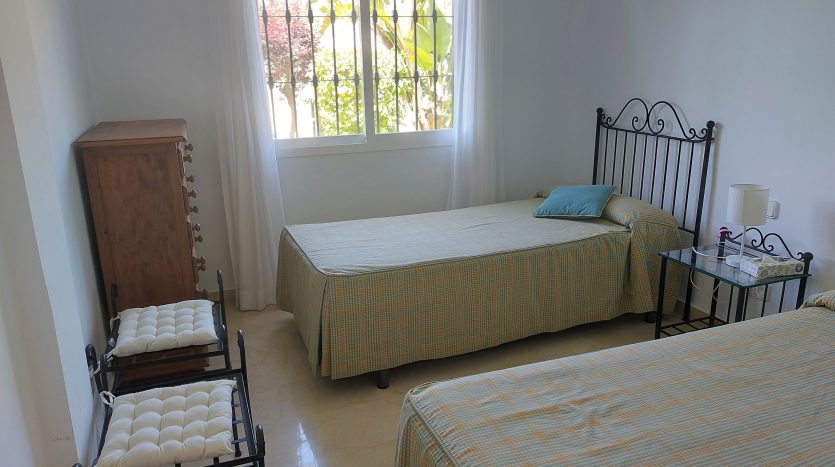 La Quinta Hills bedroom