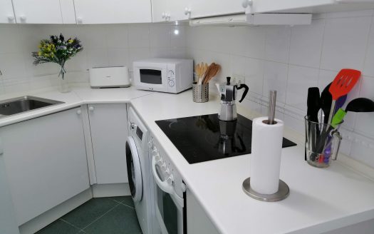 Marbella beachfront apartment for rent