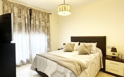 Exclusive apartment in Calanova Sea Golf