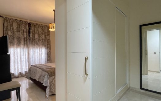 Exclusive apartment in Calanova Sea Golf